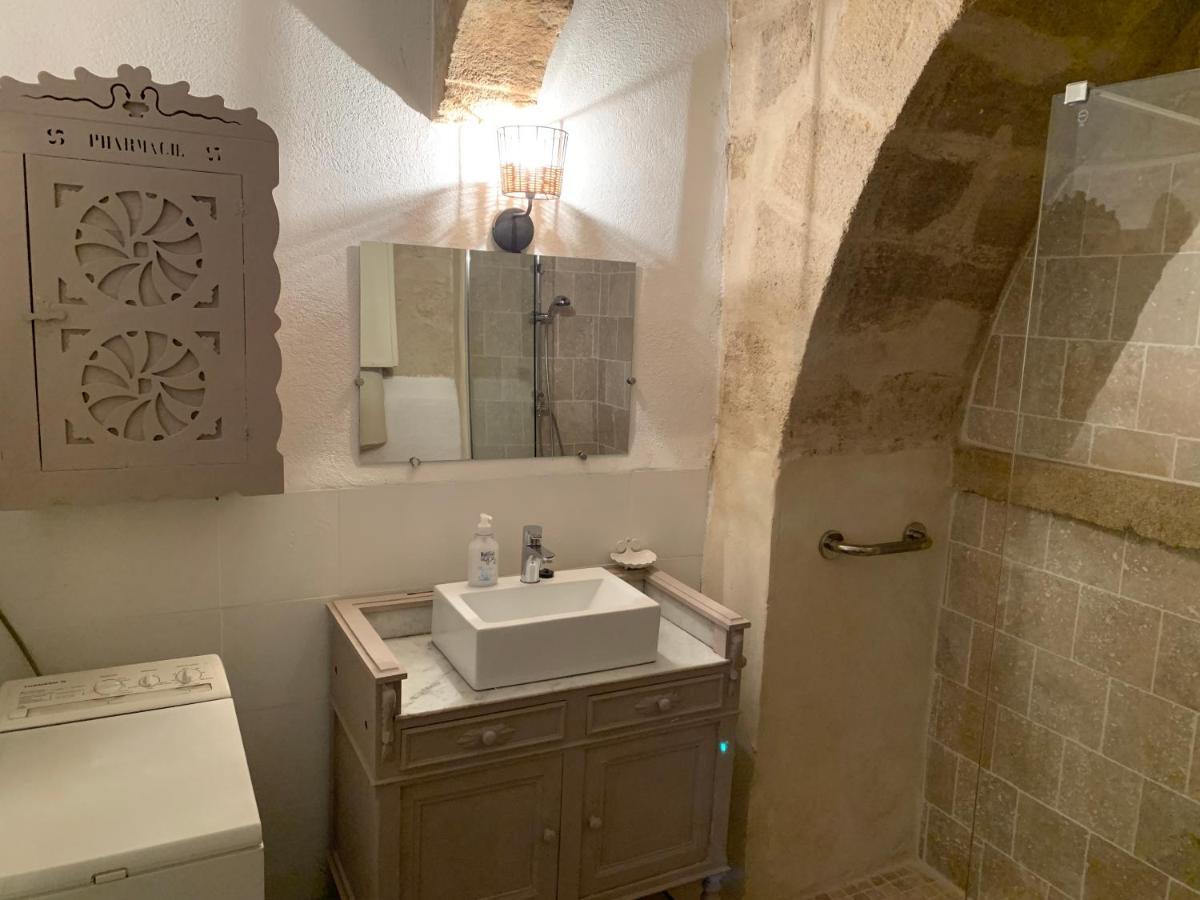 Appartement De Charme Dans Le Coeur Historique D'Uzès Εξωτερικό φωτογραφία