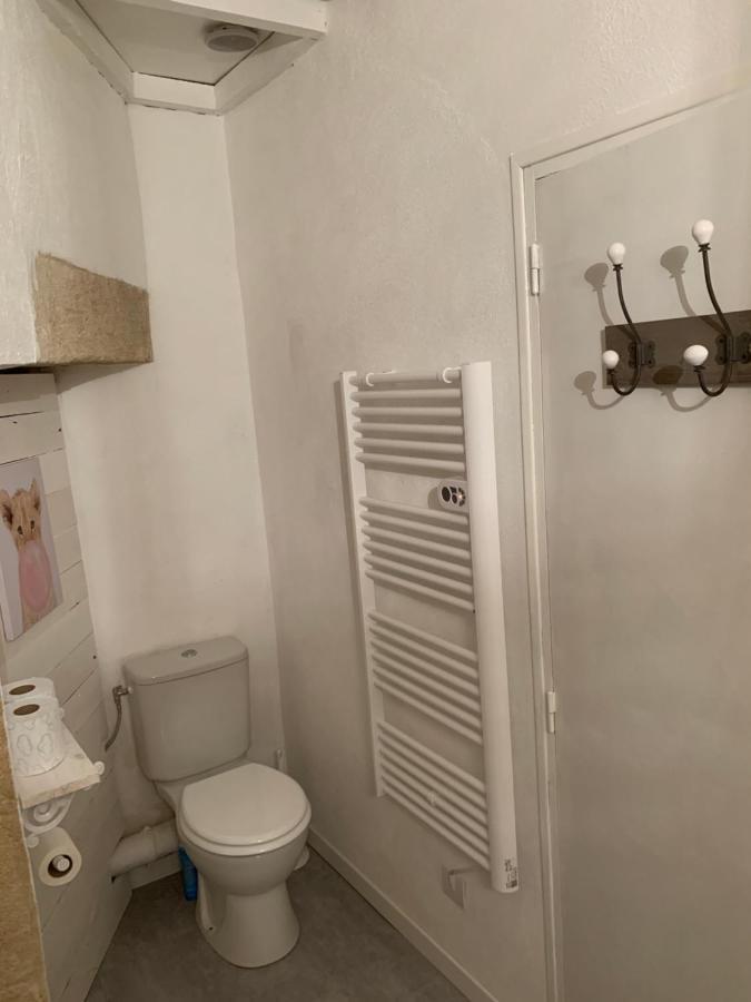 Appartement De Charme Dans Le Coeur Historique D'Uzès Εξωτερικό φωτογραφία