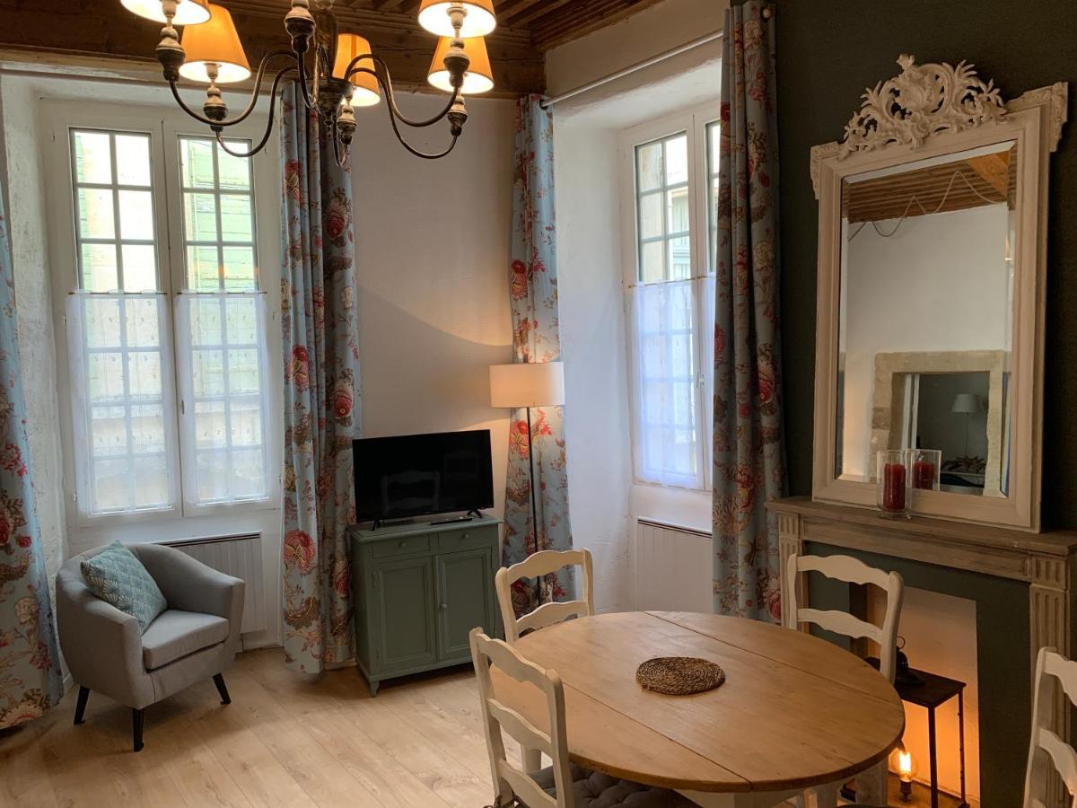 Appartement De Charme Dans Le Coeur Historique D'Uzès Εξωτερικό φωτογραφία