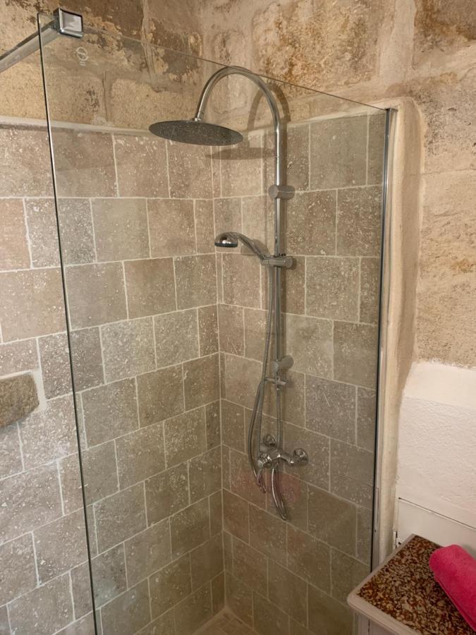Appartement De Charme Dans Le Coeur Historique D'Uzès Εξωτερικό φωτογραφία