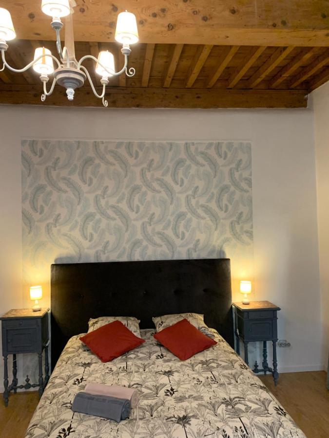 Appartement De Charme Dans Le Coeur Historique D'Uzès Εξωτερικό φωτογραφία